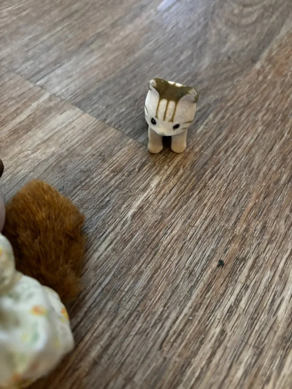 Lot 6 Sylvanian Families Calico Critters Walnut Squirrel w/ twin babies